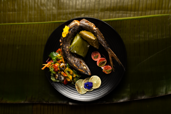 Creamy rice with crispy fish cracklings - Image 3